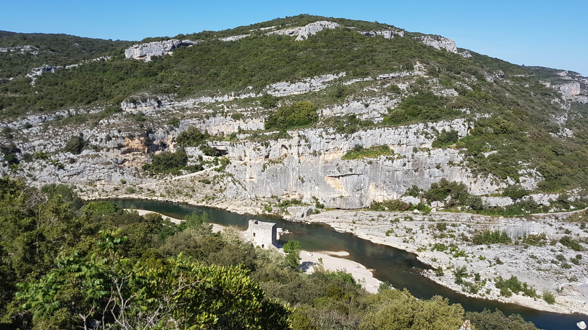 La Baume de St Vérédème Trek Évasion